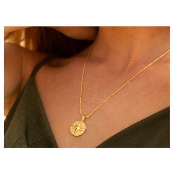 Mantra Jewelry Find Your True North compass necklace - Picture 3 of 7